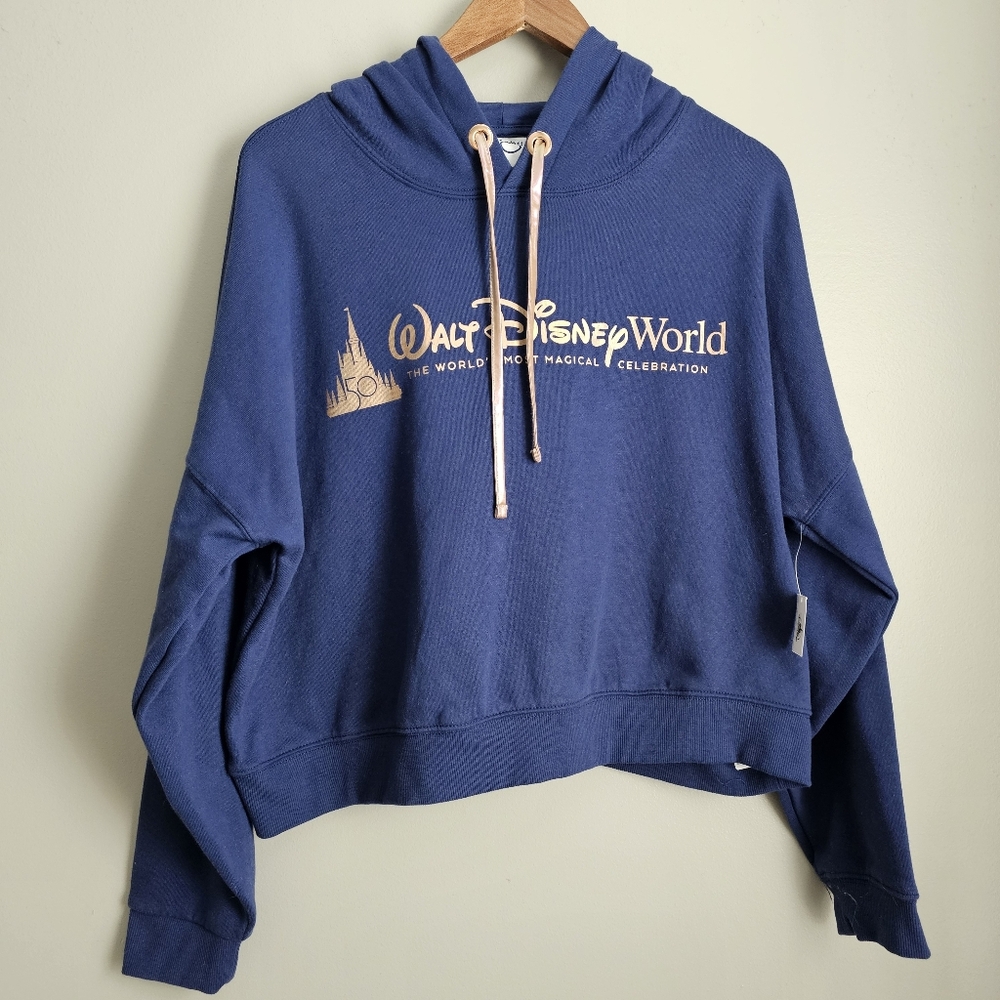 Walt Disney World 50th Anniversary Navy Cropped Pullover Hoodie Sweatshirt L NWT - Picture 3 of 10